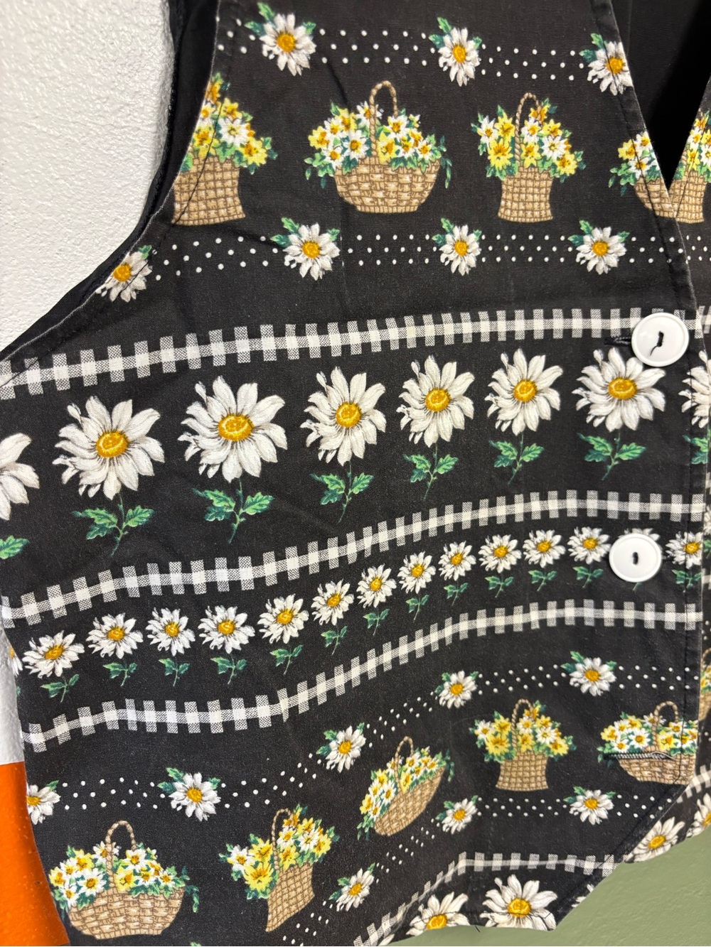 Spring Themed Pattern  Vest - Picture 3 of 5